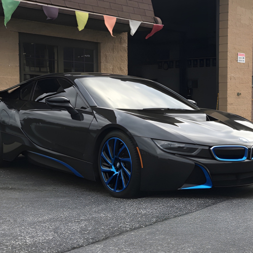 i8-black-front