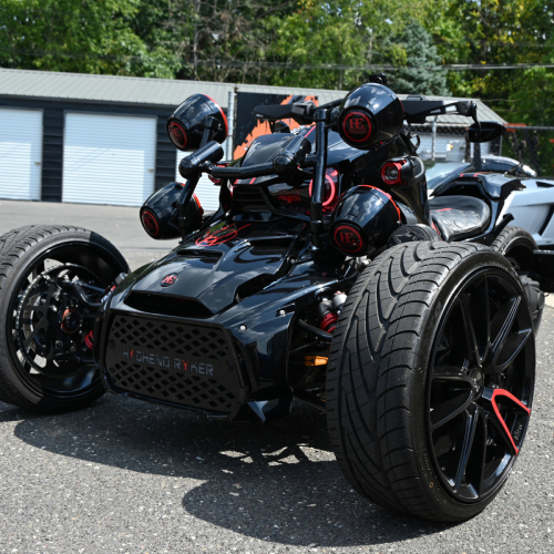 red-lantern-canam-3-4-angle