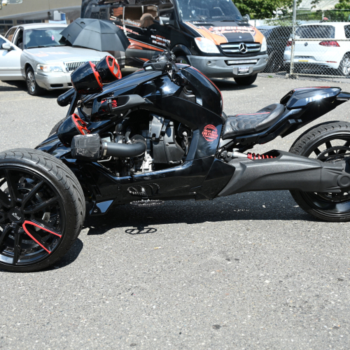 red-lantern-canam-side