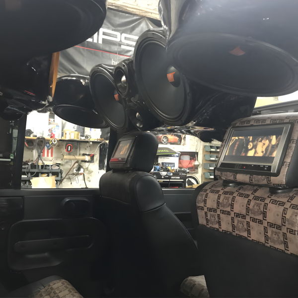 versace-jeep-interior-back-seats