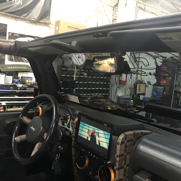 versace-jeep-interior-dashboard